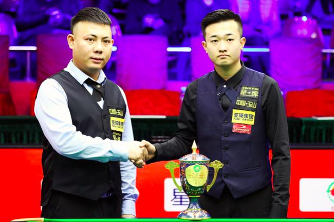 仁在德甲和 仁在德甲和