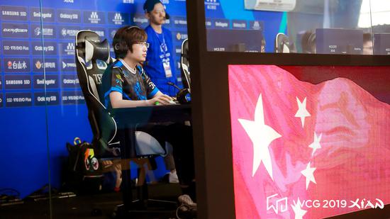 形中获得更 形中获得更