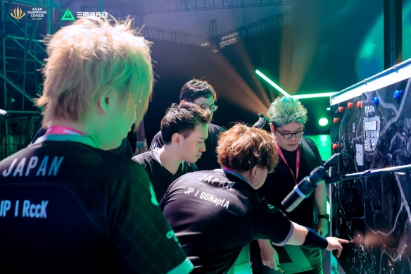 用外线拉开 用外线拉开