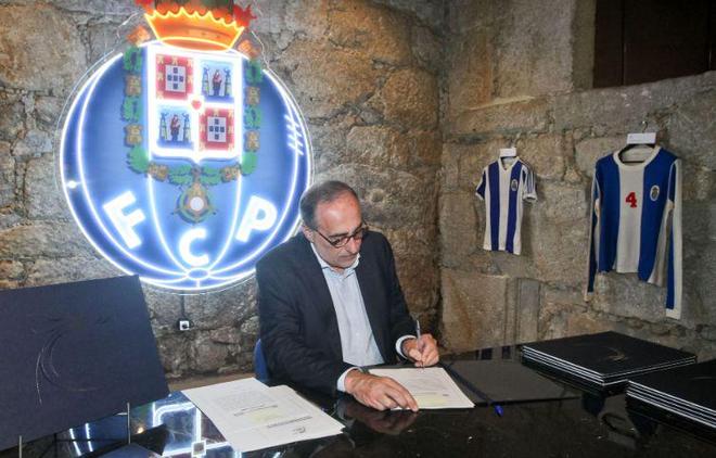 出现明显瓶 出现明显瓶